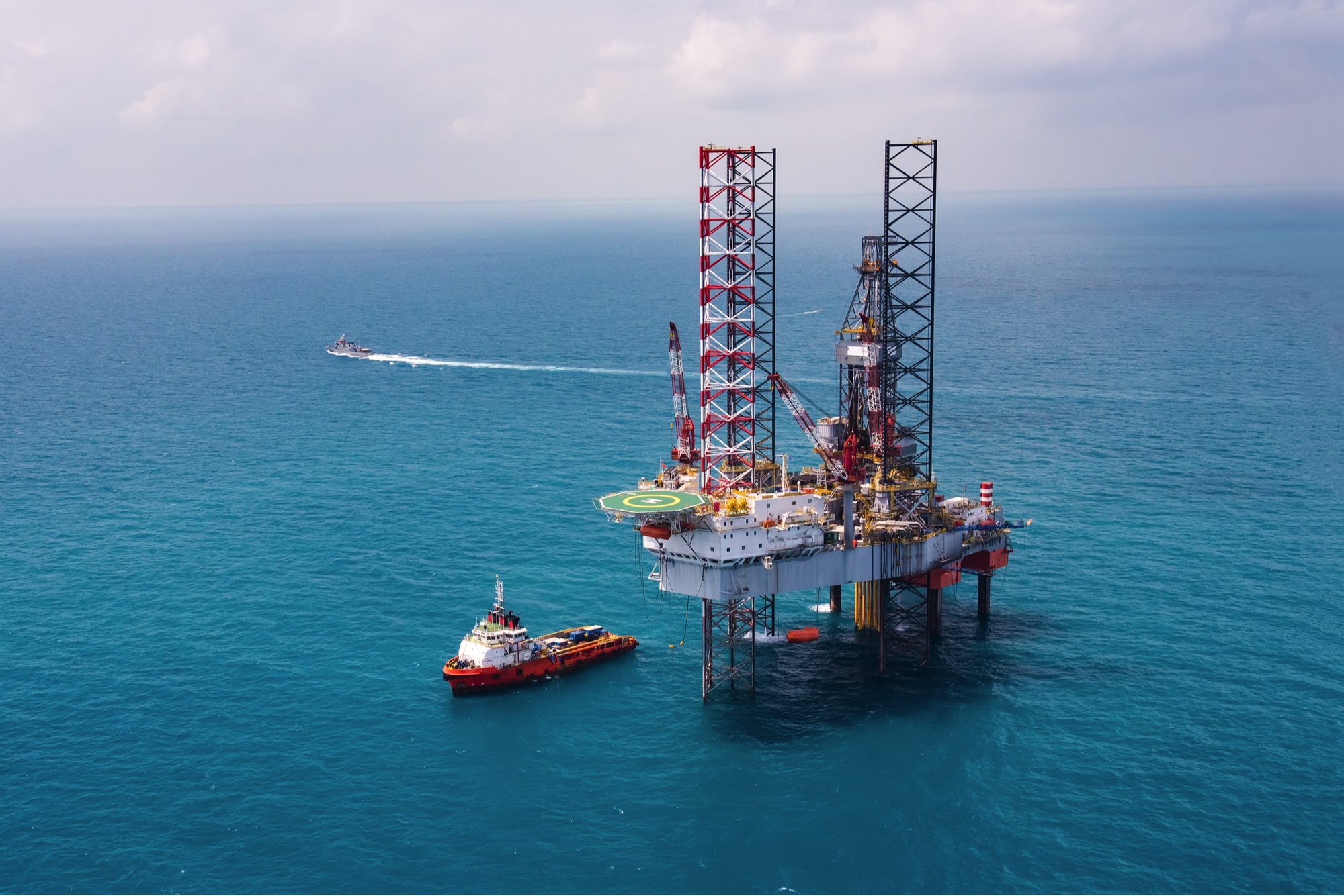 offshore oil rig.jpg