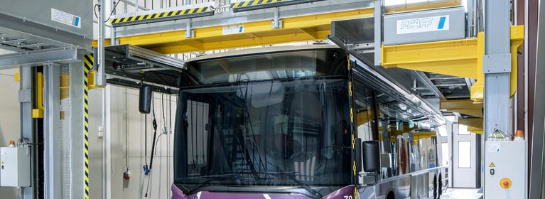 Image of Roof Working Platform on top of Bus