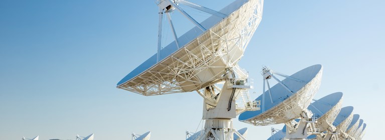 Screw Jack Satellite Dish