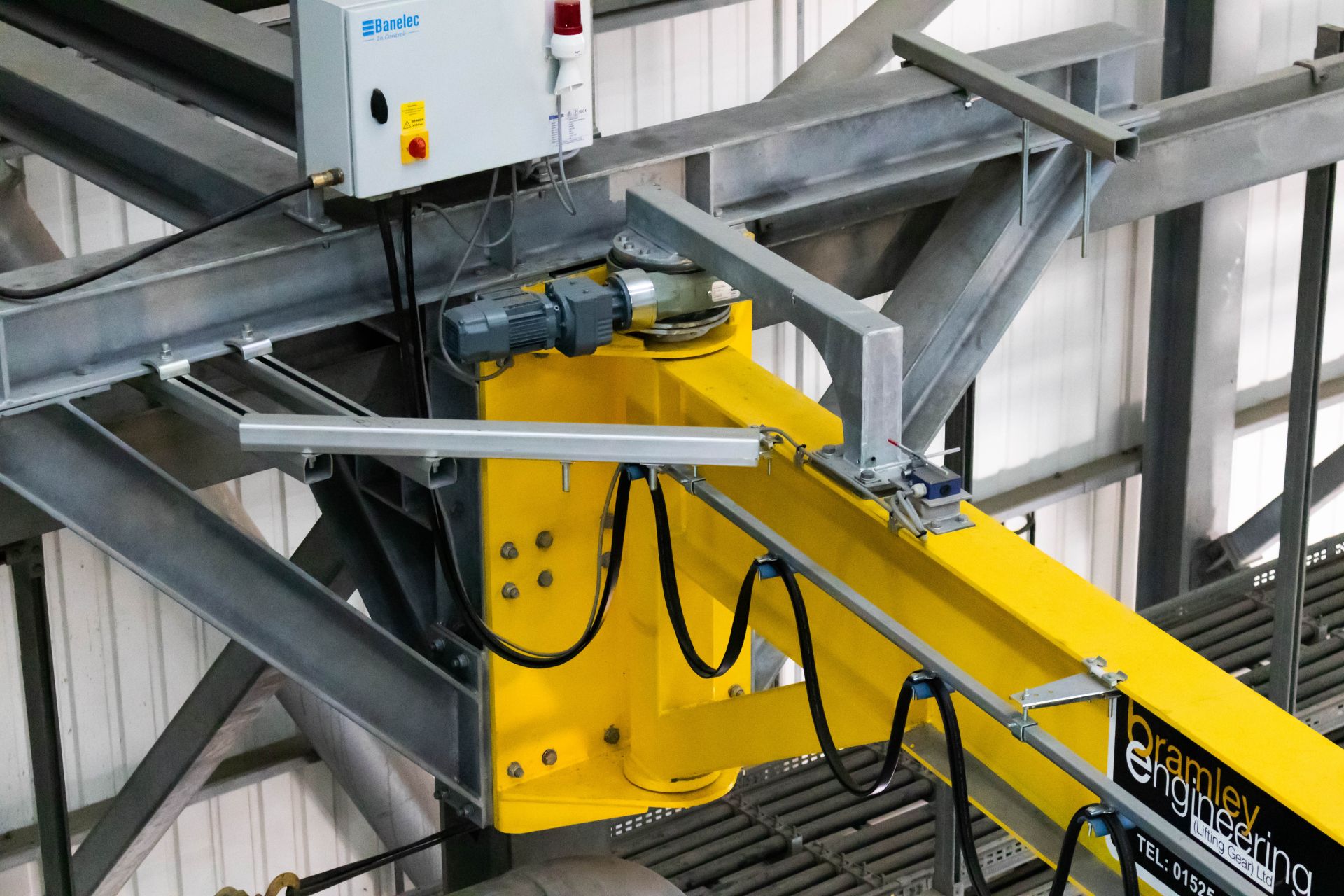 Bramley - Retrofitted Jib Arm Slewing Motor & Safety Mechanism From Above.jpg